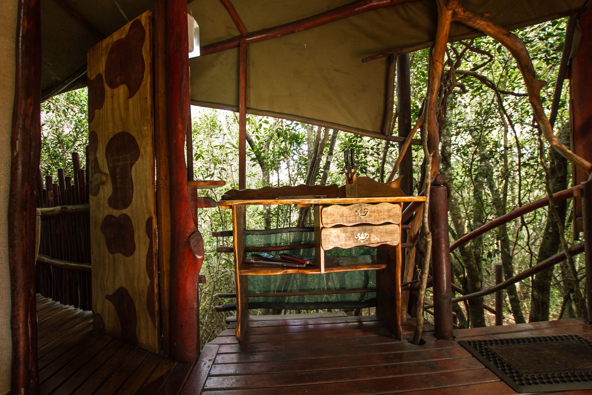 Teniqua Treetops Hotel Karatara Settlement Bagian luar foto